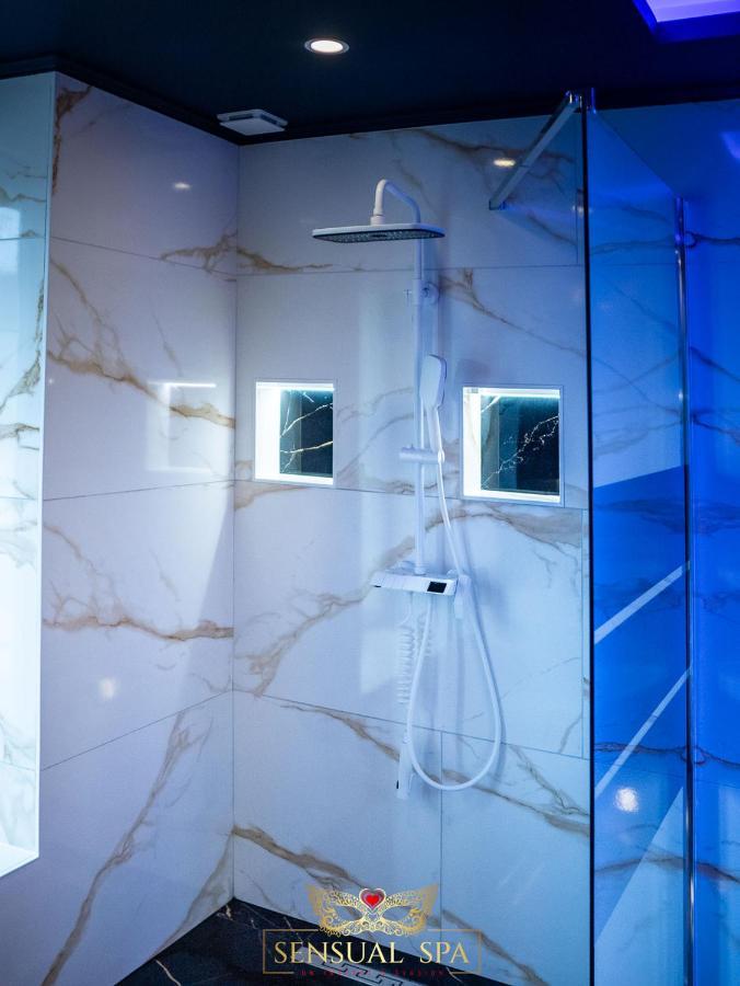 נאנסי Sensual Spa- Love Room Jacuzzi Hammam Terrasse מראה חיצוני תמונה